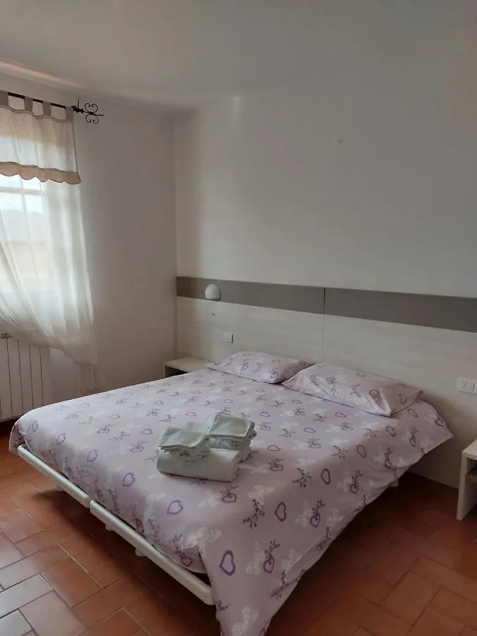 Agriturismo La Selva 奥拉 0*,